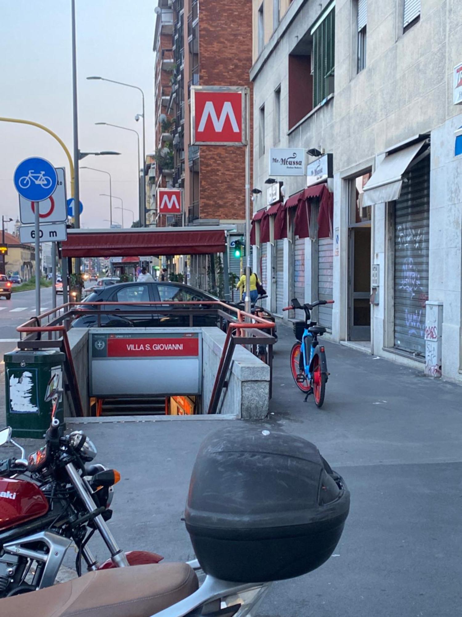 Bnb Milano Dipinta Di Blu Εξωτερικό φωτογραφία